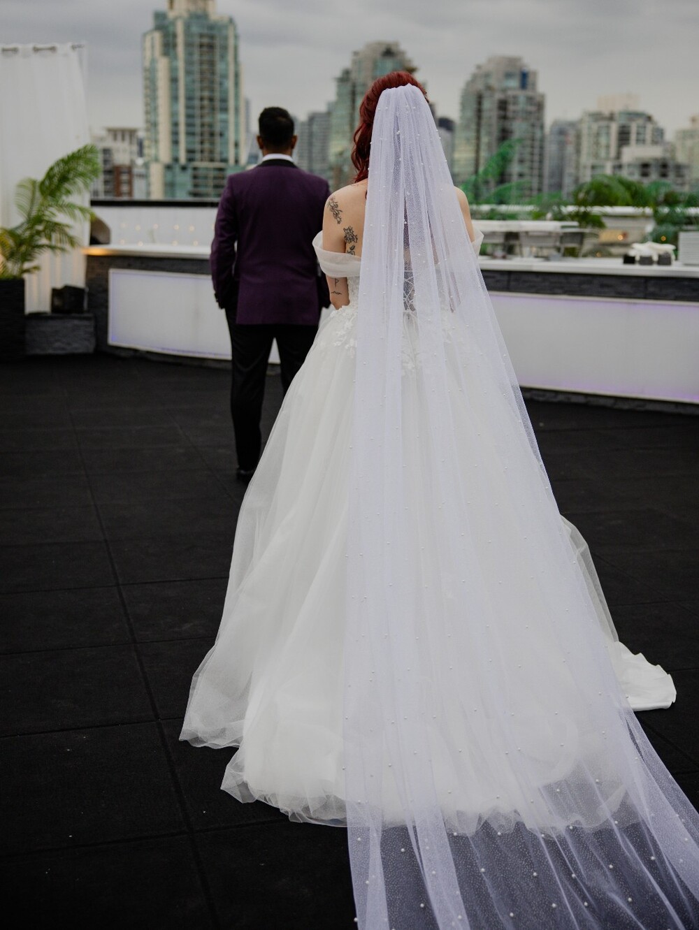 Pearl Glittery Veil